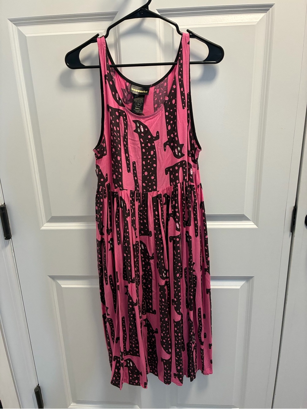 Pink Printed Sleeveless Midi Dress -Nooworks